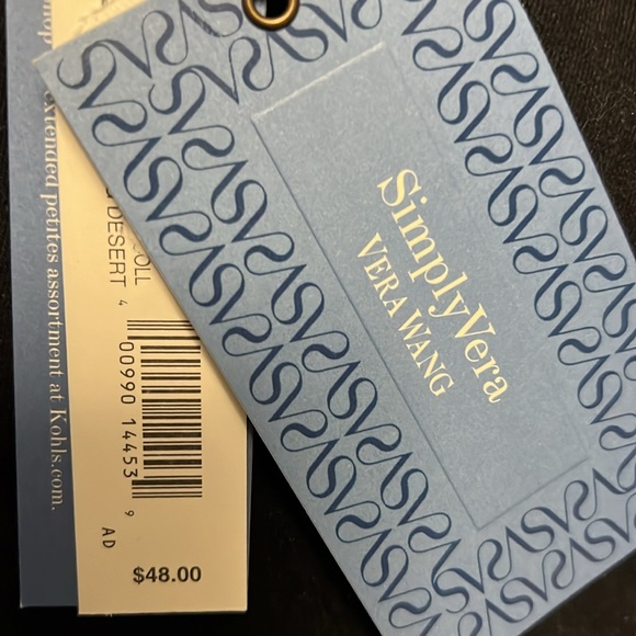 Top - Picture 3 of 3